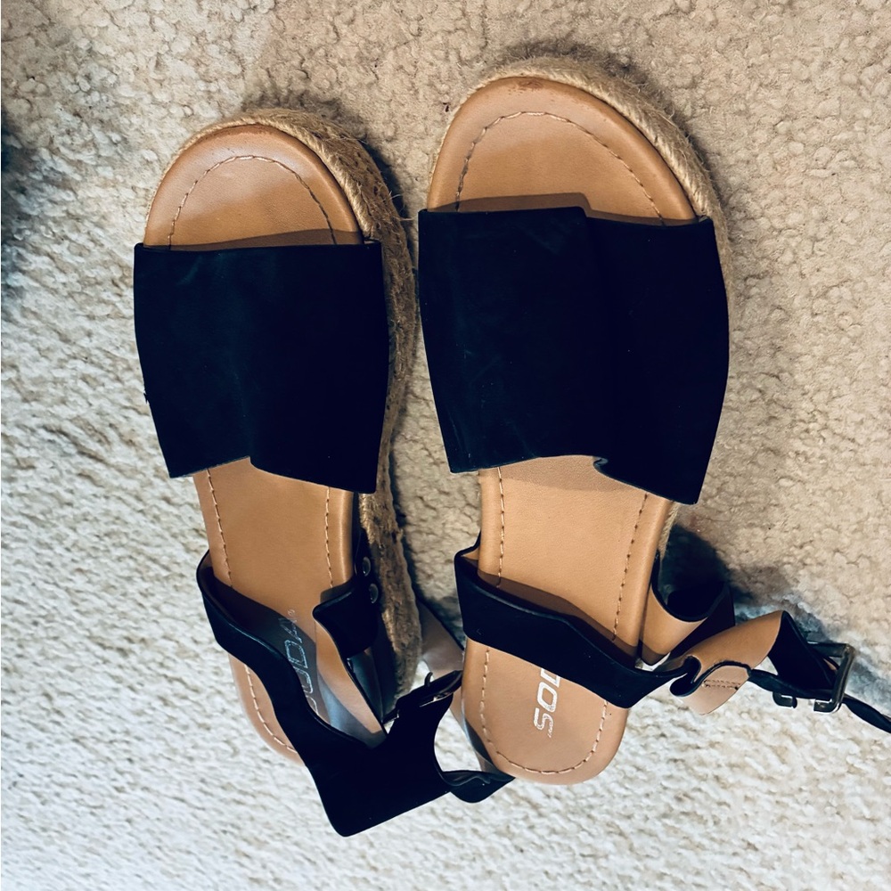 Soda Black and Tan Women's Sandals